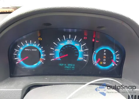 2011 Ford Fusion Se z USA, uszkodzony, nr VIN 3FAHP0HG3BR186237